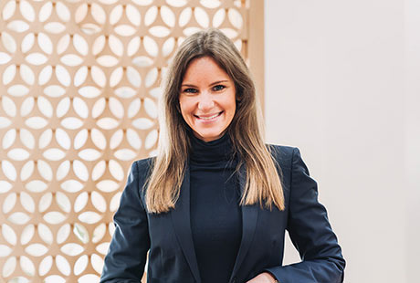 Julia Holzer